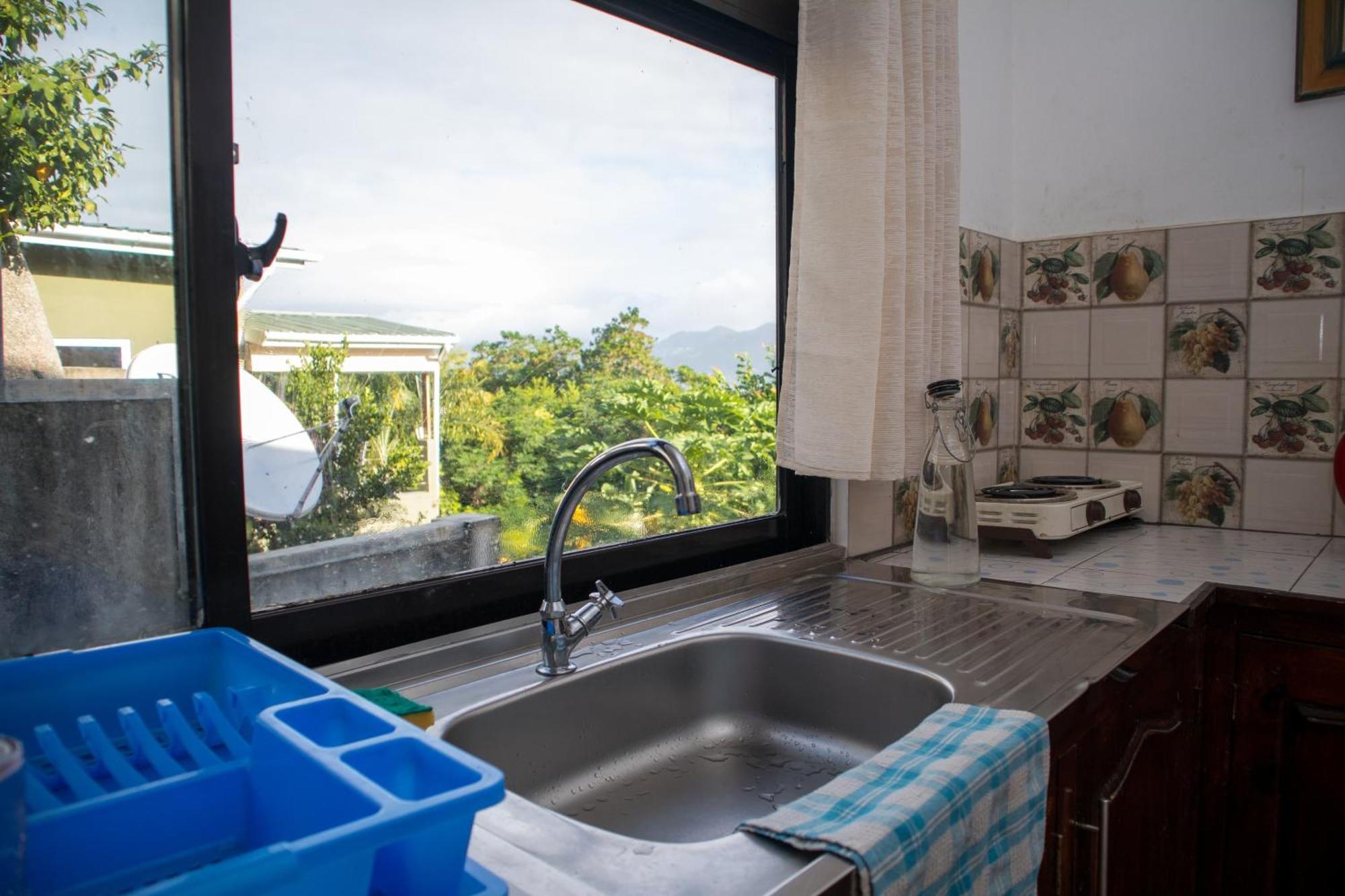 Mountain Apartments Anse Etoile Exterior foto